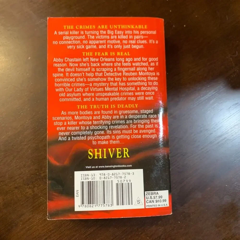Book Novel - Shiver by Lisa Jackson